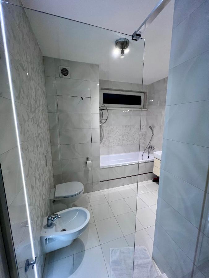 Monte Amnis Kosice Apartment Ngoại thất bức ảnh